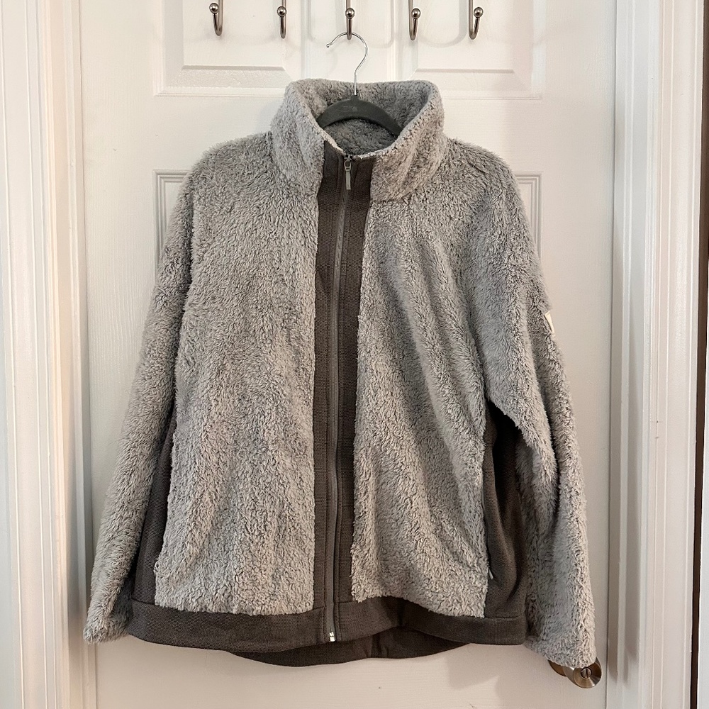 The North Face Fleece Jacket. Gray XL